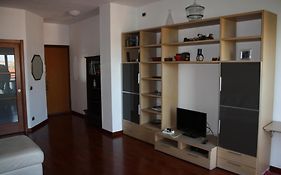 Elegante Appartamento Trilocale